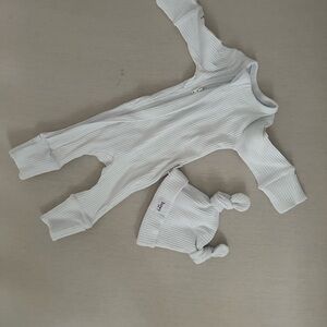 Cozy White Ribbed Kids One Piece Set Bowy Made